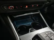 BMW 3 Serie Sedan 320i l M-Sport