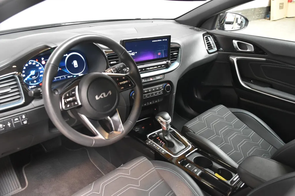 Kia Ceed Sportswagon Sw 1.0 T-GDi MHEV 100pk DCT7 Design Edition