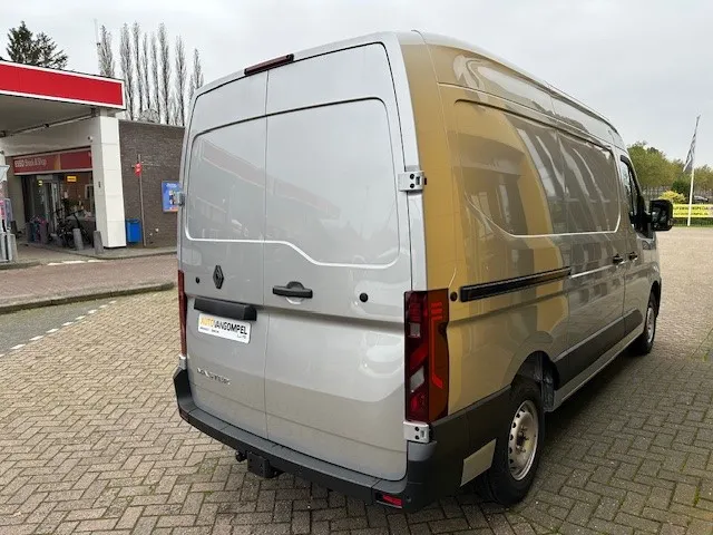 Renault Master Nieuw Model T35 2.0 dCi 130 L2H2 Advance | CLIMAT CONTROL | PARK. SENSOREN | Trekhaak