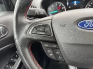 Ford EcoSport 1.0 EcoBoost ST-Line | 17' lichtmetalen velgen | Winter pack | Parkeersensor achter | Navigatie via carplay | Apple carplay & Android auto | privacy glas | Bovag garantie |