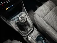 Ford Puma 1.0 EcoBoost 125PK Hybrid Titanium | Voorstoel massage | Trekhaak | Winterpack | Grootlicht assistent |