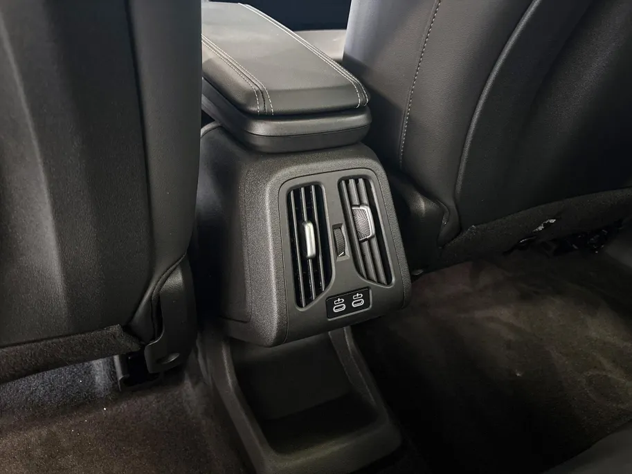 BMW iX1 eDrive20 Innovation Pack M Sportpakket