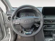 Hyundai Kona 1.6 GDI HEV Premium | Trekhaak | Apple Carplay/Android Auto | Adaptive cruise control | Dodenhoek herkenning | Leren bekleding