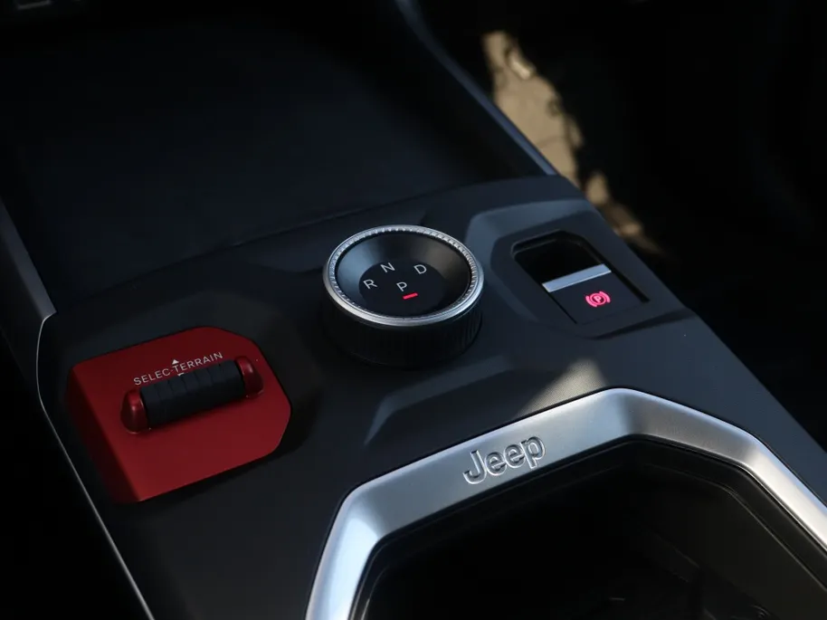 Jeep Compass First Edition 74 kWh | Boek nu uw proefrit!