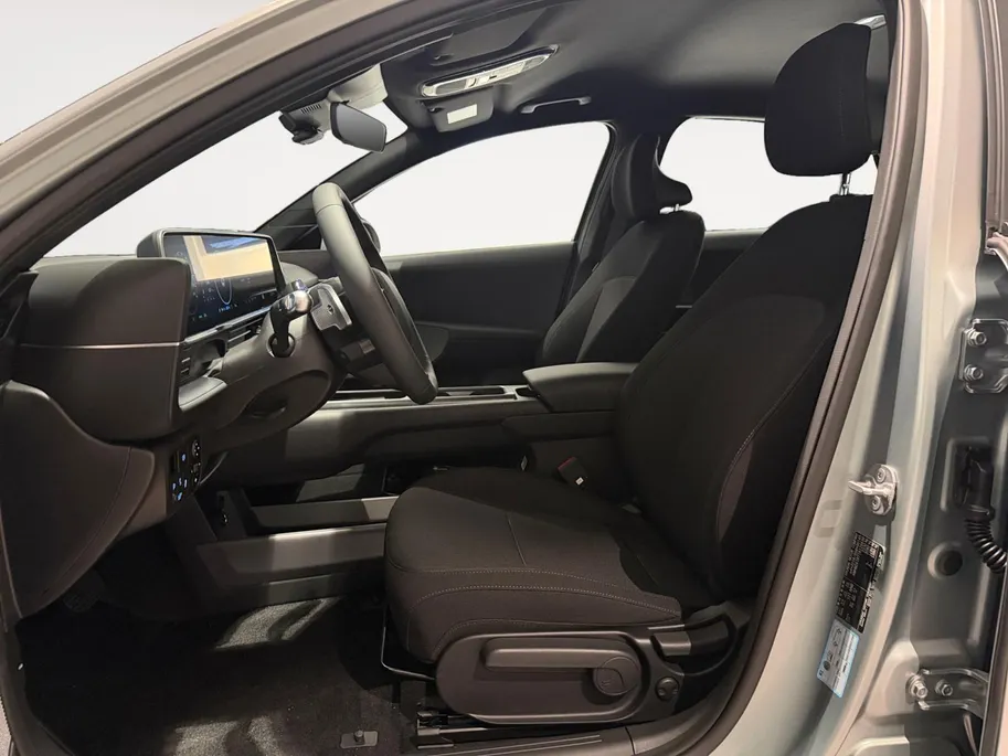 Hyundai IONIQ 6 PURE EDITION | 63 KWH | | DIRECT LEVERBAAR |