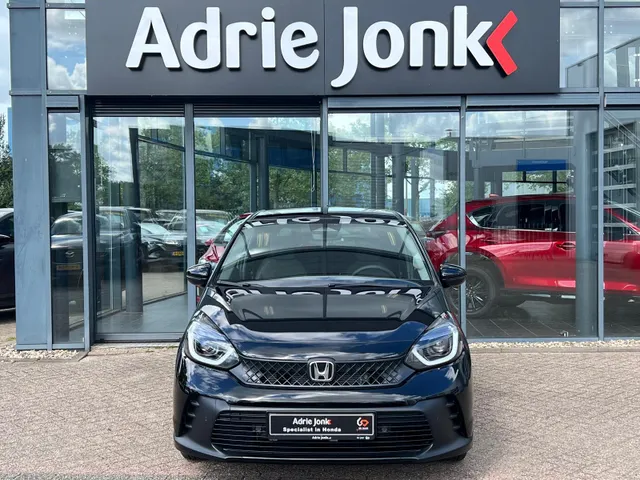 Honda Jazz 1.5 e:HEV Advance NIEUW | FULL HYBRID | APPLE CARPLAY | ANDROID AUTO | ACHTERUITRIJCAMERA | STOEL + STUURVERWARMING | NAVIGATIE |