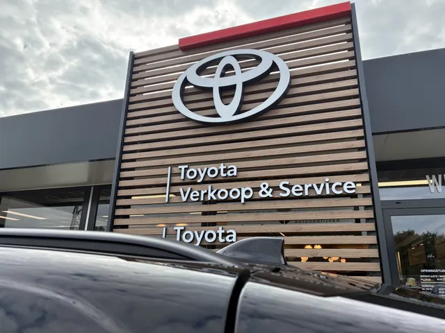 Toyota Yaris Cross Toyota Yaris Cross 1.5 Hybrid Executive | Trekhaak | HUD | JBL | PDC V+A
