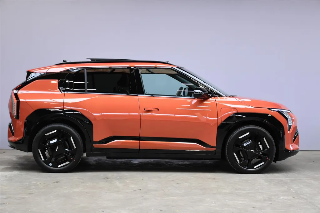 Kia EV3 81,4 kWh 204pk GT-PlusLine NIEUW TE BESTELLEN
