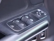 Mercedes-Benz B-Klasse 250 e Business Solution Luxury Line l Trekhaak l Stoelverwarming l Achteruitrij camera