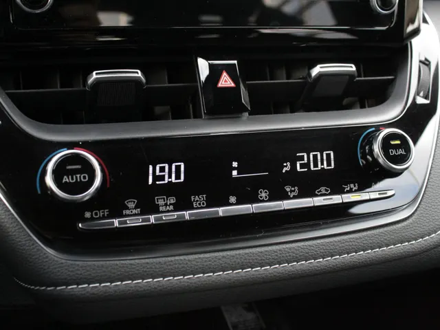 Suzuki Swace 1.8 Hybrid Style | Cruise | Carplay/Android | Camera | Trekhaak