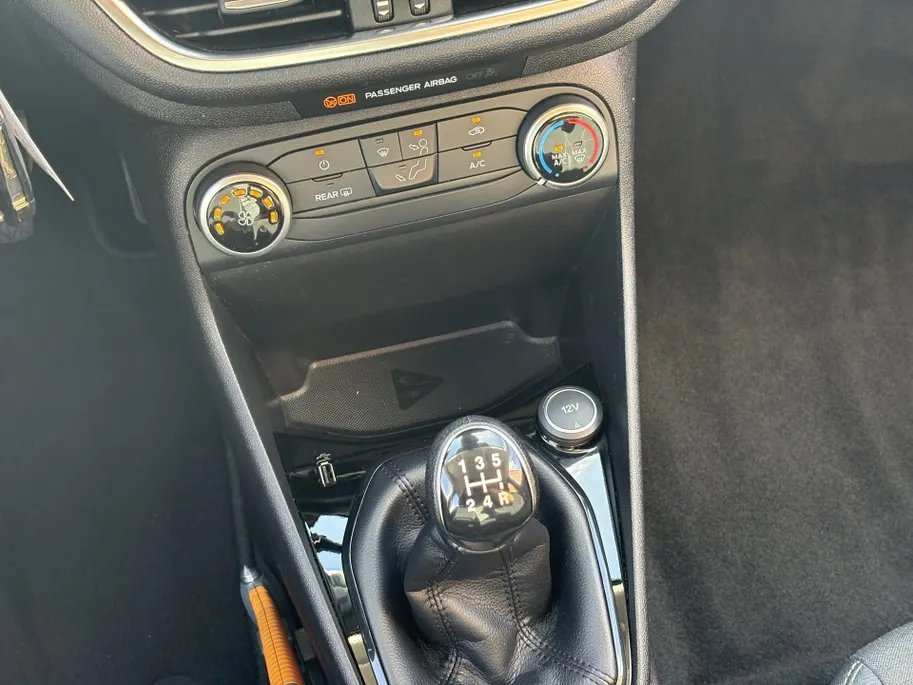 Ford Fiesta 1.1 Trend | Cruise Control | Navi | Park Pilot