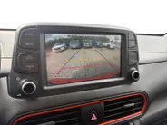 Hyundai Kona 1.0T Premium | Elek. stoelverstelling | Stoelverwarming | Navi | Leder