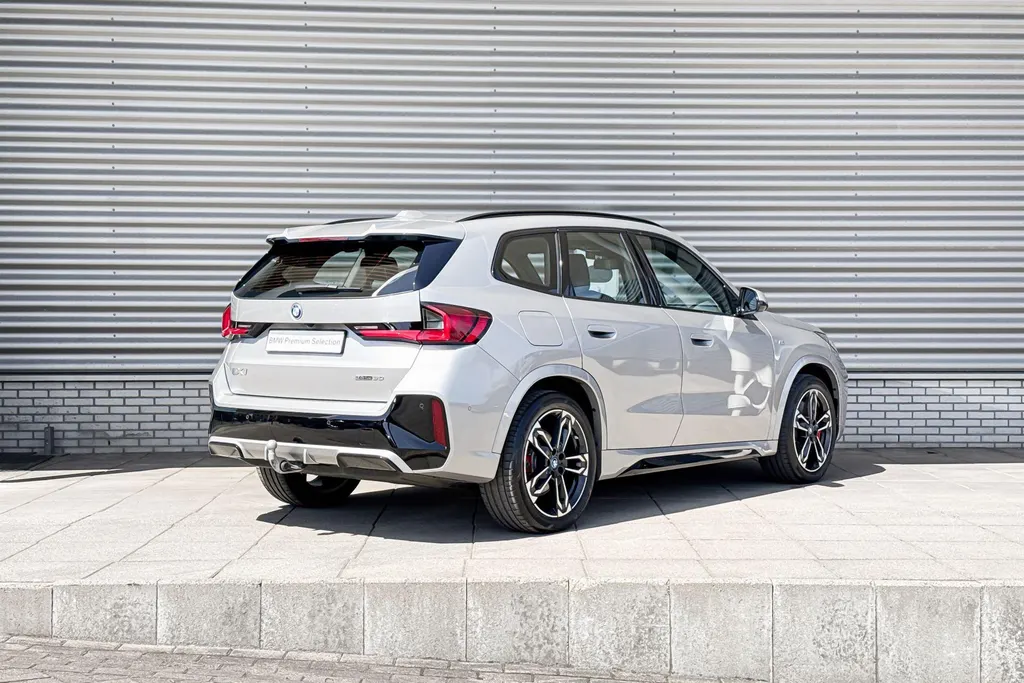 BMW iX1 eDrive20 67 kWh