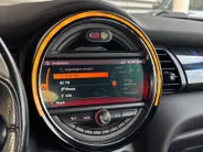 MINI Cooper Cabrio 2.0 John Cooper Works Chili