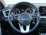 Kia XCeed 1.5 T-GDI MHEV DynamicLine | Android Auto/Apple Carplay | Stoel-/stuurverwarming | 16' LM | Camera | Zeer weinig km |