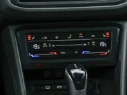 Volkswagen Tiguan 1.4 TSI 245pk DSG eHybrid Life Business · Apple/Android Car Play · Wegklapbare Trekhaak · Navigatie · P-Sensoren · Stoel-& Stuurverwarming · 17'' Inch ·