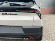 Alfa Romeo Junior 1.2 Turbo 136 PK Ibrida | Carplay | Cruise | LED | Clima | 17'