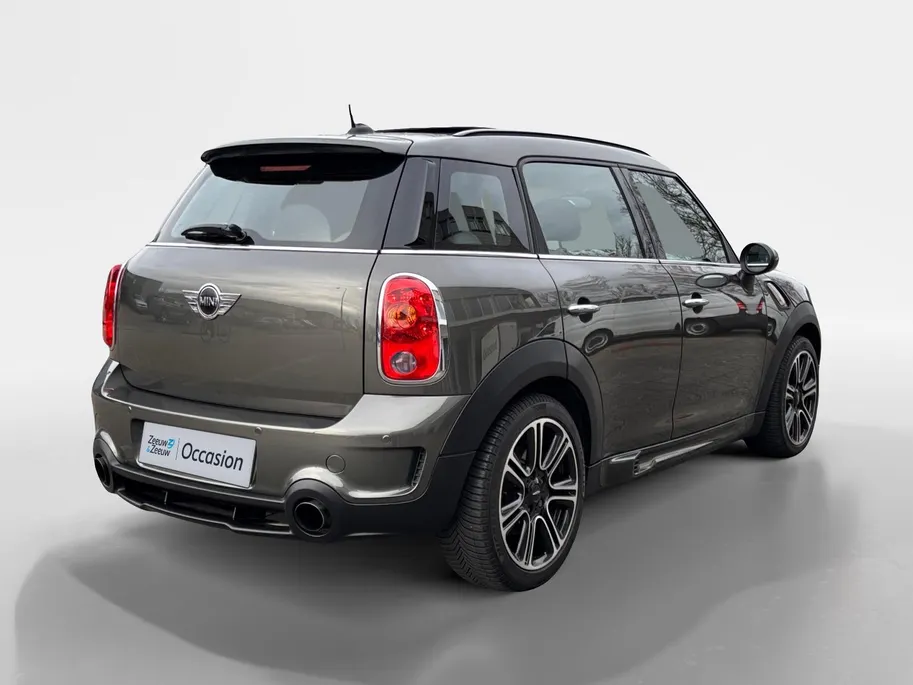 MINI Countryman 1.6 John Cooper Works ALL4 Chili | Pano-dak | Navigatie | 18 Inch | Sportstoelen | Stoel- voorruitverw. |