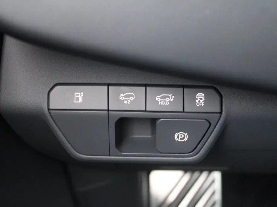 Kia EV9 GT-Line AWD 99.8 kWh | 7-zits | Stuur-/stoelverwarming + ventilatie v+a | 360 Camera | Schuifdak | Elek. stoelverstelling +  achterklep | HUD | Leer | 21' LM |