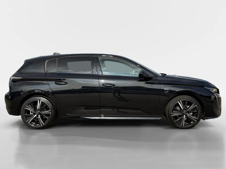Peugeot 308 130PK PureTech GT Pack Business Automaat | Focal Audio | 360 Camera | Climate Control | Digital Cockpit | Navi | Apple CarPlay/Android Auto | Adaptive Cruise Control | Lichtmetalen Velgen | Licht & Regen Sensor |