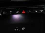 Audi A3 Sportback 40 TFSIe 204pk S-Tronic S edition · Panoramadak · Camera · Sonos Sound · Dodehoeksensor · Head-Up Display · Keyless · Garantie t/m 31-08-2030 of 100.000km