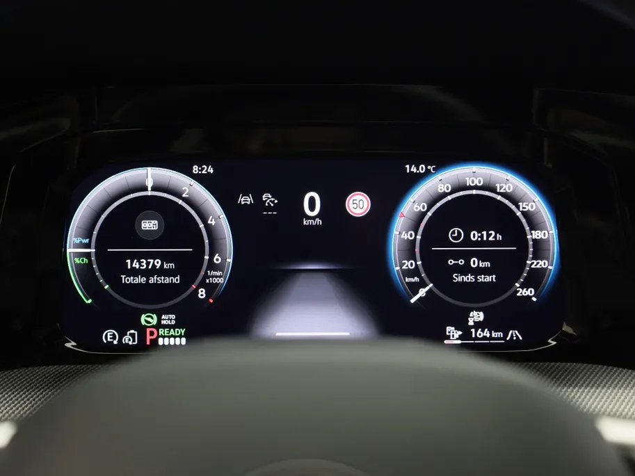Volkswagen Golf GTE 1.5eHybrid 272PK GTE · Navigatie · Apple/Android Car Play · Camera + Parkeersensoren · Garantie t/m 18-03-2030 of 100000km · EXTRA INRUILKORTING ·