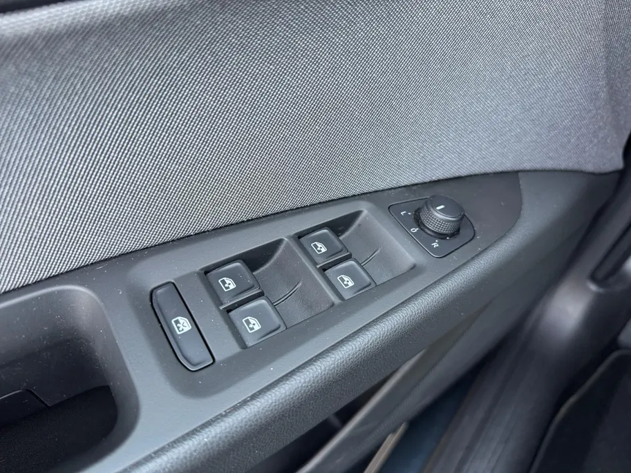 SEAT Leon ST 1.0 TSI Style Ultimate Edition | NL auto | 1e eigenaar | Navigatie | Apple carplay & Android auto | Parkeersensoren voor en achter | Achteruitrijcamera | 16' lichtmetalen velgen | Adapt. cruise control | Bovag garantie |