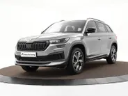 Škoda Kodiaq 1.5 TSI 150pk DSG Sportline Business 7p. · Camera · Wegklapbare Trekhaak · 7 Persoons · Apple/Android Car Play · 19'' Inch · Garantie t/m 27-05-2028 of 100.000km