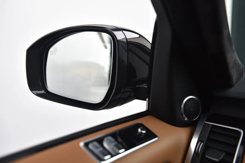 Land Rover Range Rover Sport 5.0 V8 SC SVR