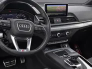 Audi Q5 2.0TFSI/252PK quattro S Line Edition · Panoramadak · Leder · Trekhaak · Camera · Luchtvering ·