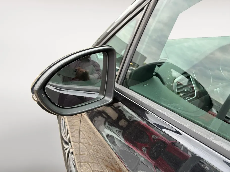 Volkswagen Golf Sportsvan 1.4 TSI Highline | Adaptive Cruise Control | Navigatie | Climate Control