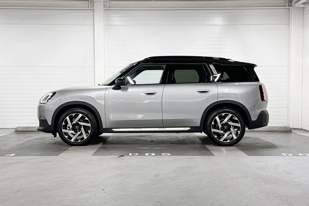 MINI Countryman C