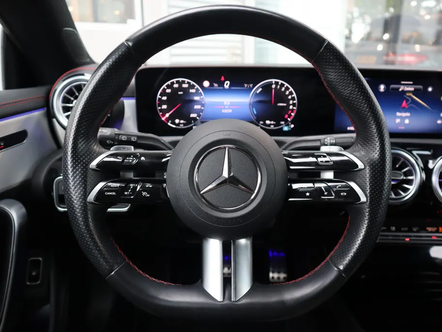 Mercedes-Benz CLA Shooting Brake 250 e Star Edition AMG Line l Panoramadak l Stoelverwarming l Ambiente lichtpakket