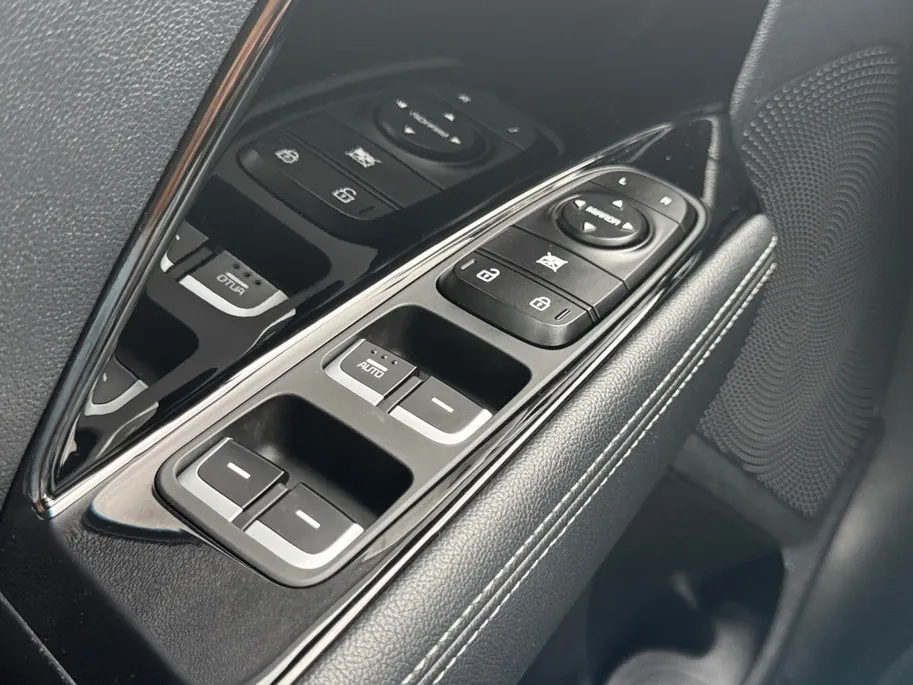 Kia Niro 1.6 GDi Hybrid DynamicLine | Stoel- en stuurverwarming | Apple/Android