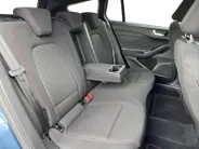 Ford Focus Wagon 1.0 EcoBoost Hybrid ST Line X | NL auto | 1e eigenaar | Dealer onderhouden | Adapt cruise control | BLIS | Winter pack | Elektr. achterklep | Parkeersensoren voor en achter | Achteruitrijcamera | Apple carplay & android auto | 18' lichtmetalen velge