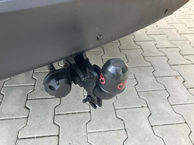 Toyota RAV4 2.0 Style 4WD | Trekhaak 1500kg | Navi |