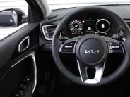 Kia XCeed 1.0 T-GDi DynamicPlusLine | Stuur-/stoelverwarming | Camera | Dodehoek detectie | Elektr. achterklep | 18' LM | Clima | Navi |