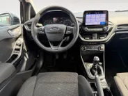Ford Fiesta 1.0 EcoBoost Hybrid Titanium | Dealer onderhouden | NL auto | Winter pack | Parkeersensor achter | Navigatie via carplay | Apple carplay & Android auto | Cruise control | Bovag garantie |