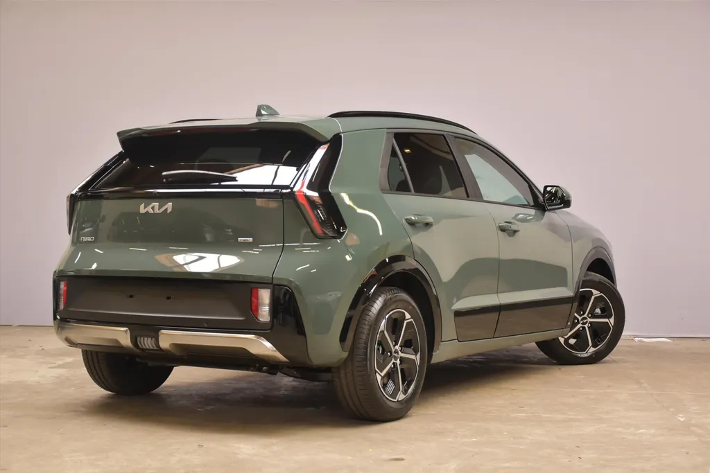 Kia Niro 1.6 GDi Hybrid 138pk DCT6 DynamicLine Direct leverbaar!