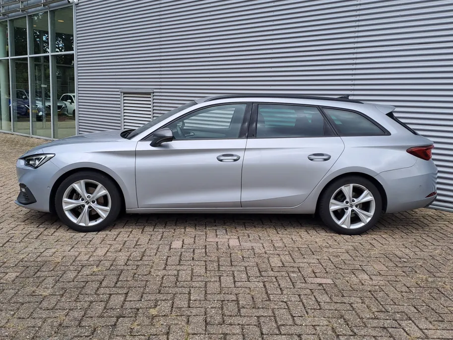 SEAT Leon Sportstourer 1.5 TSI FR Business Intense | Navigatiesysteem full map | Apple Carplay/Android Auto | Elektrisch bedienbare achterklep | Achteruitrijcamera | Stoel en Stuur Verwarming | Cruise control adaptief