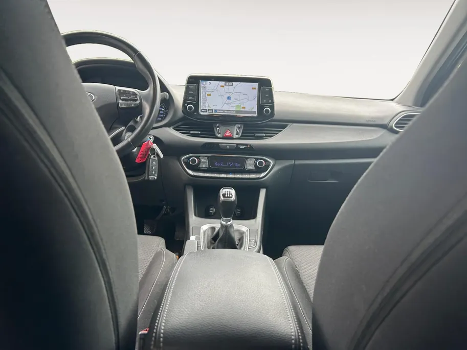 Hyundai i30 Wagon 1.4 T-GDI Comfort Zeer mooie uitvoering! Nu met 12 maanden garantie!