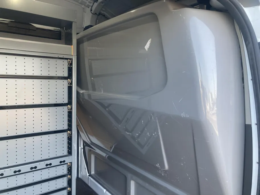 Ford Transit Custom 300 2.0 TDCI 130 pk L1H2 Trend Store Van Laadruimte inrichting - Imperiaal met dakladder - Opstaptrede achterbumper -Comfort laadschot