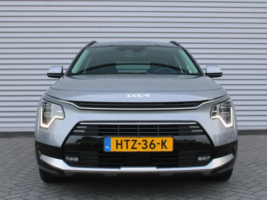 Kia Niro 1.6 GDi Hybrid DynamicPlusLine | Schuif-/kanteldak | Stuur-/stoelverwarming | Cruise adapt. | Camera | Clima | 16' LM | Navi |
