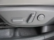 Kia EV3 Plus Advanced 81.4 kWh | Stuur/stoelverwarming | Schuifdak | Camera | Elek. stoelverstelling | 19' LM | Dodehoek detectie | Clima | LED |