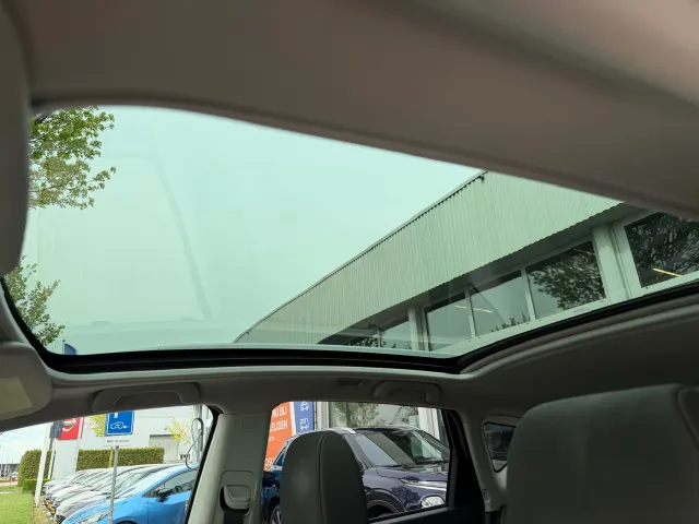 Nissan QASHQAI 1.6 Connect Edition | Panoramadak | 360-Camera | All-Season | Navigatie | Cruise Control