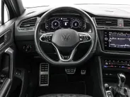 Volkswagen Tiguan 1.4 TSI eHybrid 245pk DSG R-Line Business · Camera · Dodehoeksensor · Stuur- & Stoelverwarming · Matrix LED · Keyless · 19'Velgen ·
