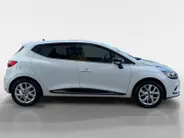Renault Clio 90PK TCe Limited | Camera | Airco | Cruise Control | Lichtmetalen Velgen | Bluetooth | Keyless Entry | Elektrische Ramen & Spiegels | Parkeersensoren | Armsteun |