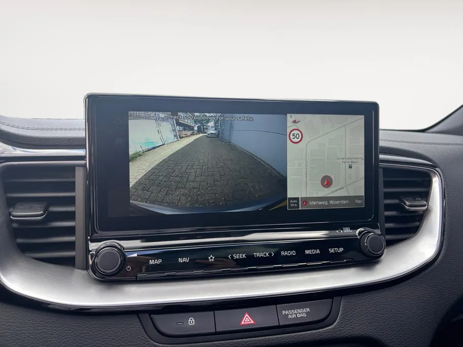 Kia ProCeed 1.0 T-GDI GT-PlusLine | Elektr. Schuif-/kanteldak | Elektr. achterklep | Achteruitrijcamera | Climate Control | Cruise Control | Stoel- en stuurverwarming |