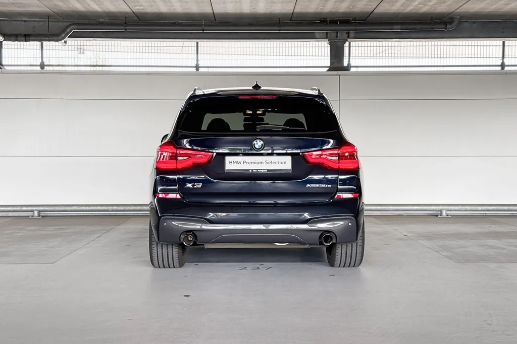 BMW X3 xDrive30e High Executive