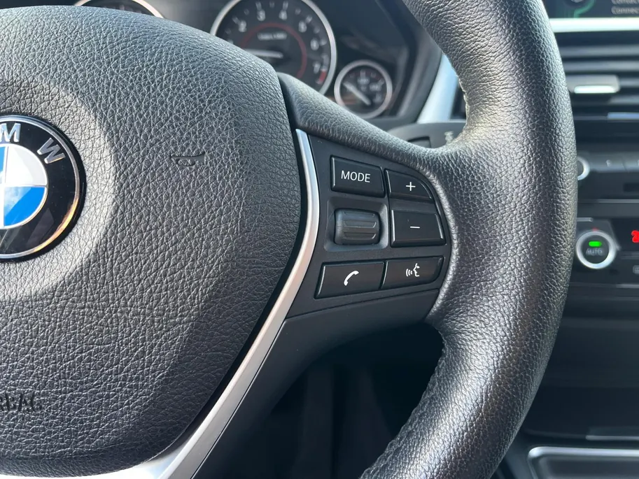 BMW 3 Serie Touring 316i Executive Sport NL Auto | unieke km.stand | navigatie | lm velgen | cruise | etc.